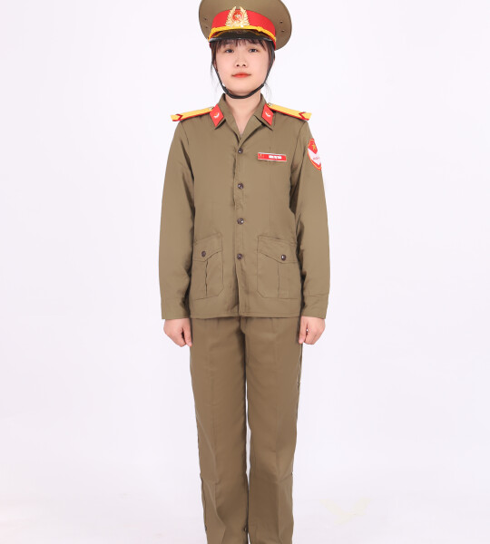 Trang phục giáo viên nữ